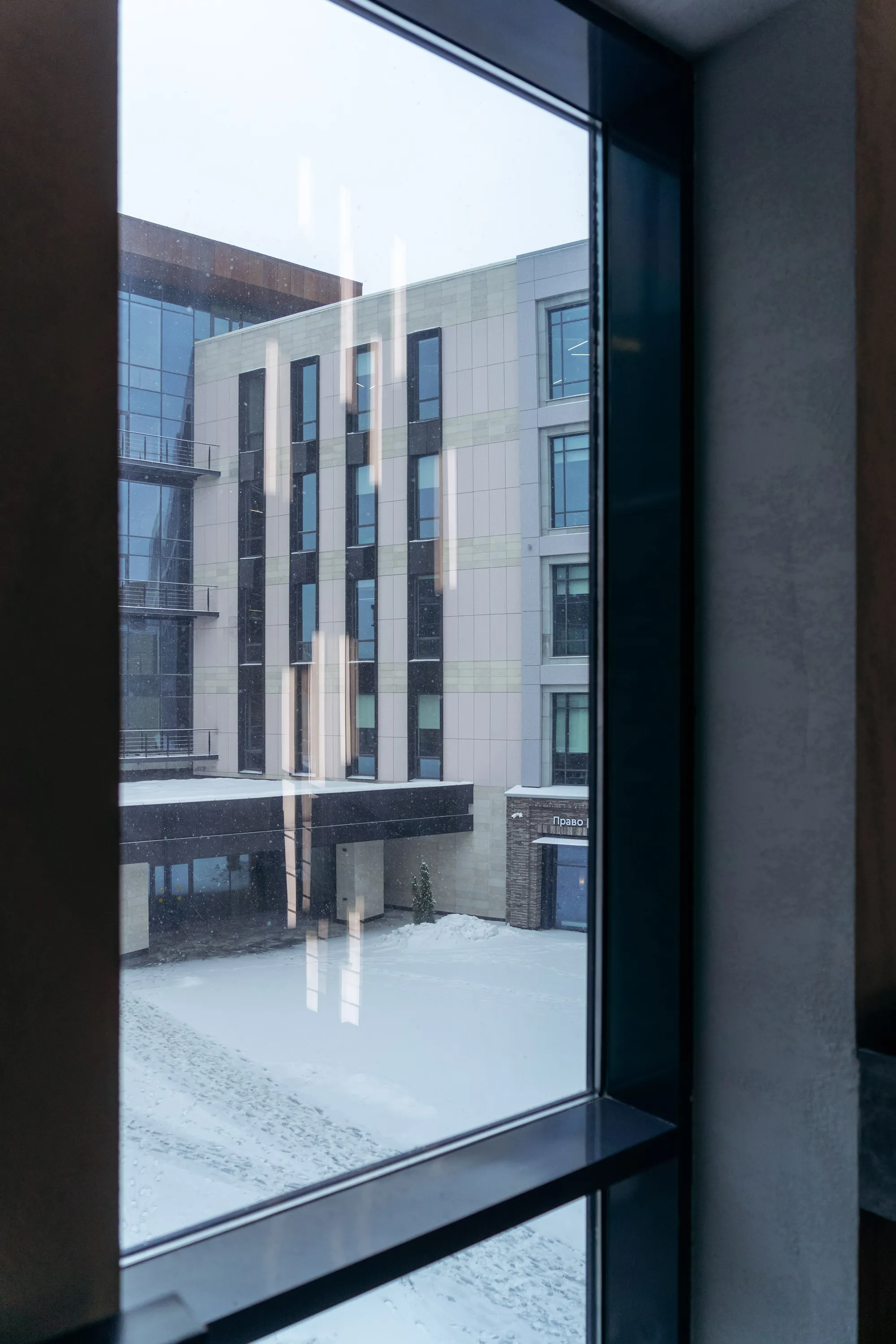 Противопожарные алюминиевые окна